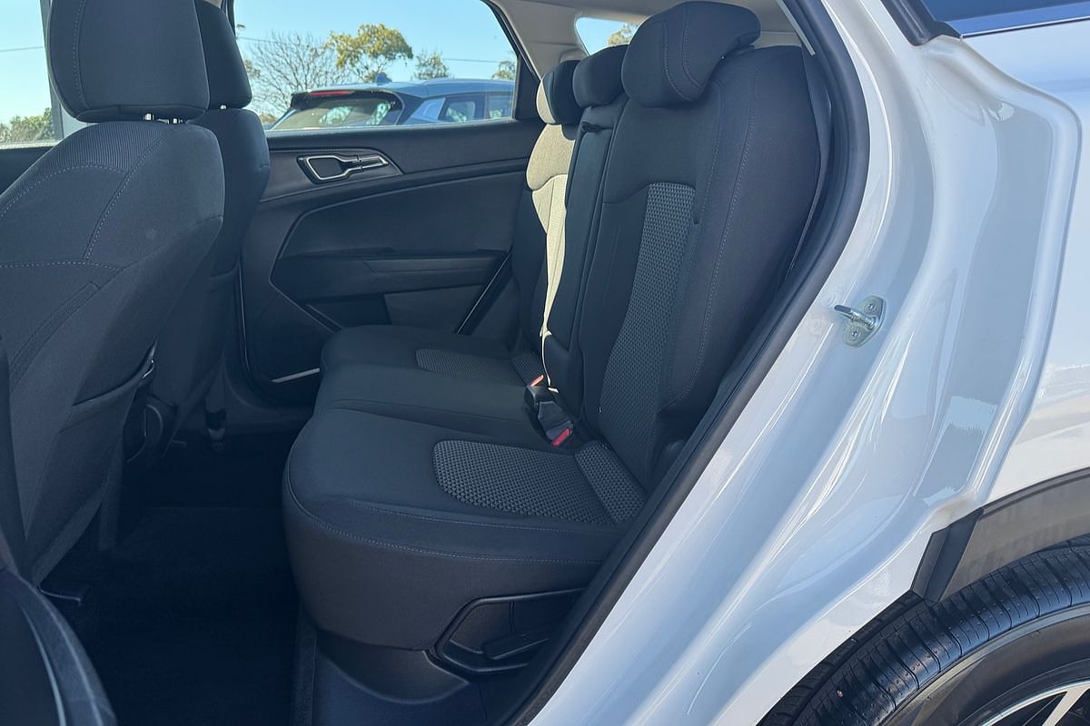 2023 Kia Sportage S NQ5
