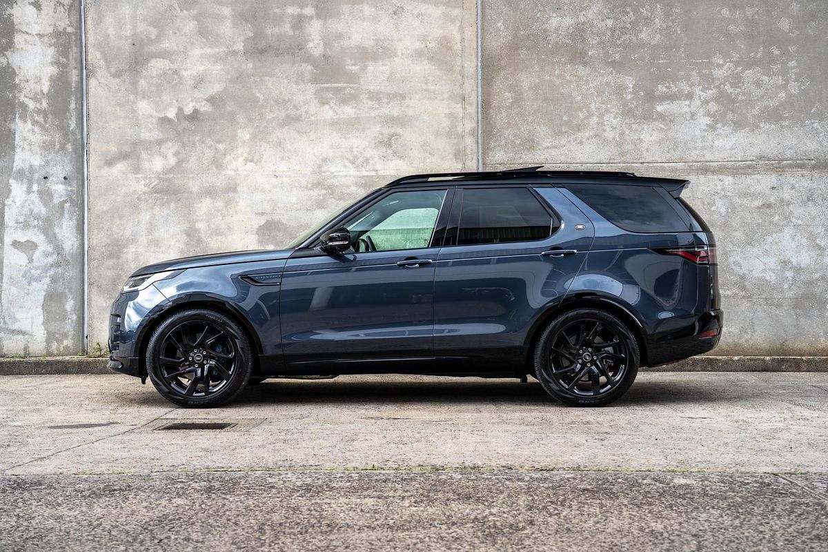 2024 Land Rover Discovery D350 Dynamic SE Series 5