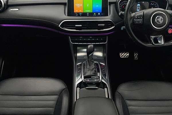 2020 MG HS Essence SAS23