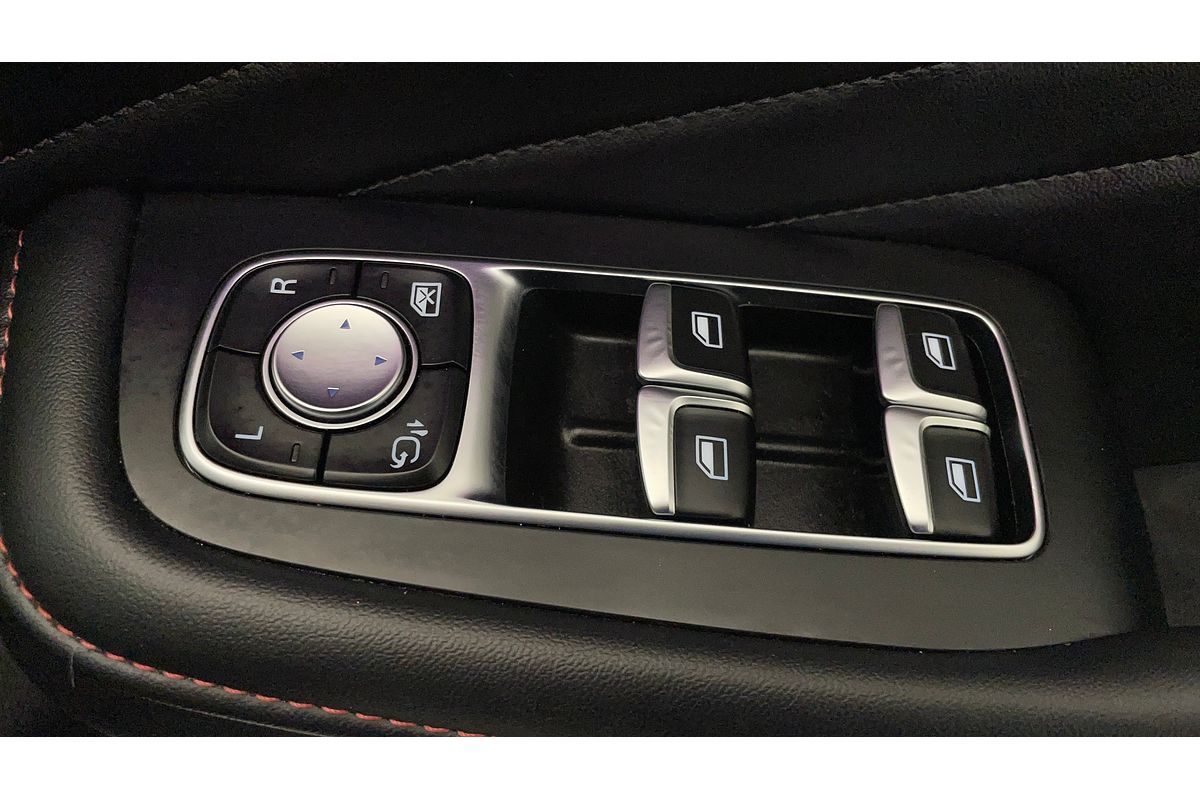 2020 MG HS Essence SAS23