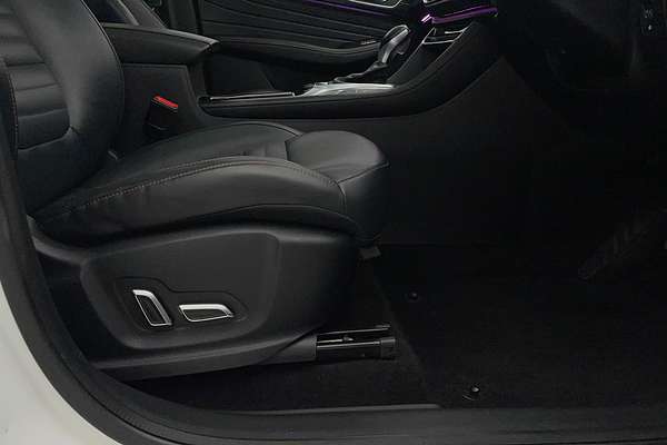 2020 MG HS Essence SAS23