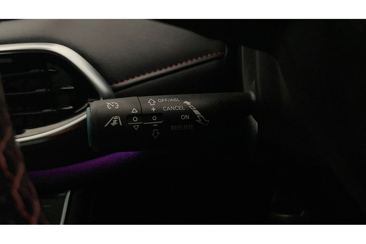 2020 MG HS Essence SAS23