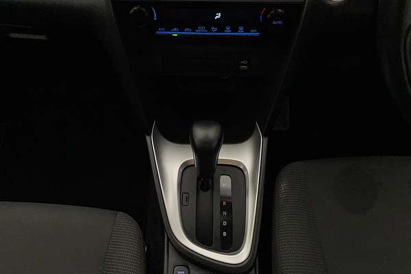 2023 Toyota YARIS CROSS GX HYBRID MXPJ10R