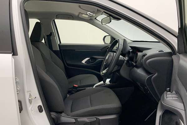 2023 Toyota YARIS CROSS GX HYBRID MXPJ10R