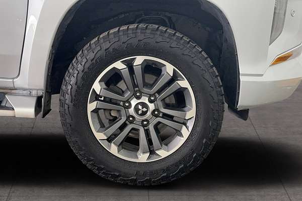2019 Mitsubishi Triton GLS MR 4X4
