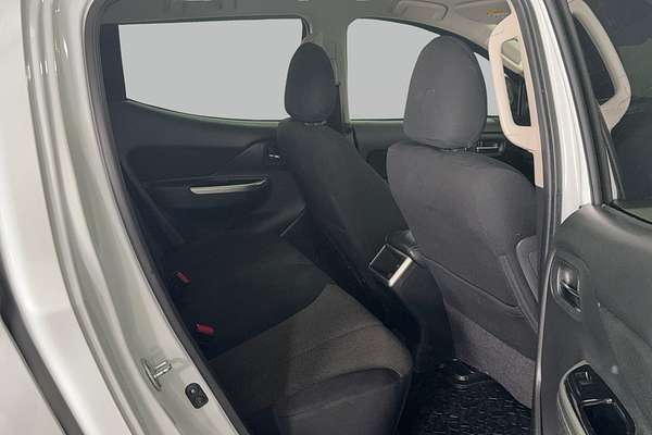 2019 Mitsubishi Triton GLS MR 4X4
