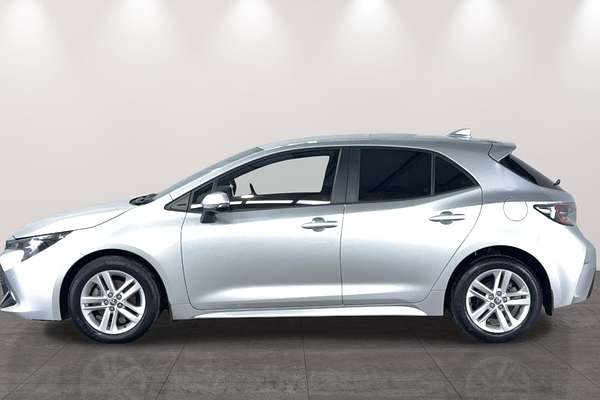 2021 Toyota Corolla SX MZEA12R