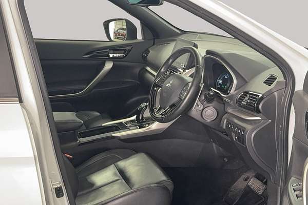 2021 Mitsubishi Eclipse Cross PHEV Exceed YB