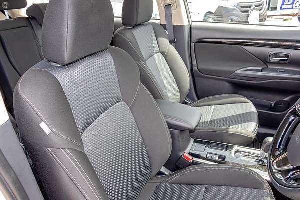 2021 Mitsubishi Outlander ES ZL