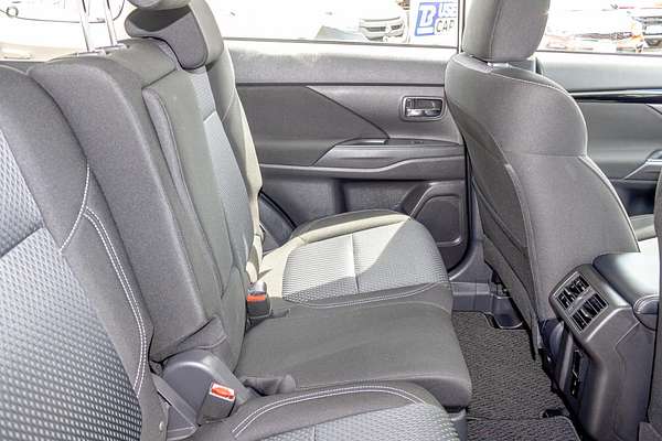 2021 Mitsubishi Outlander ES ZL