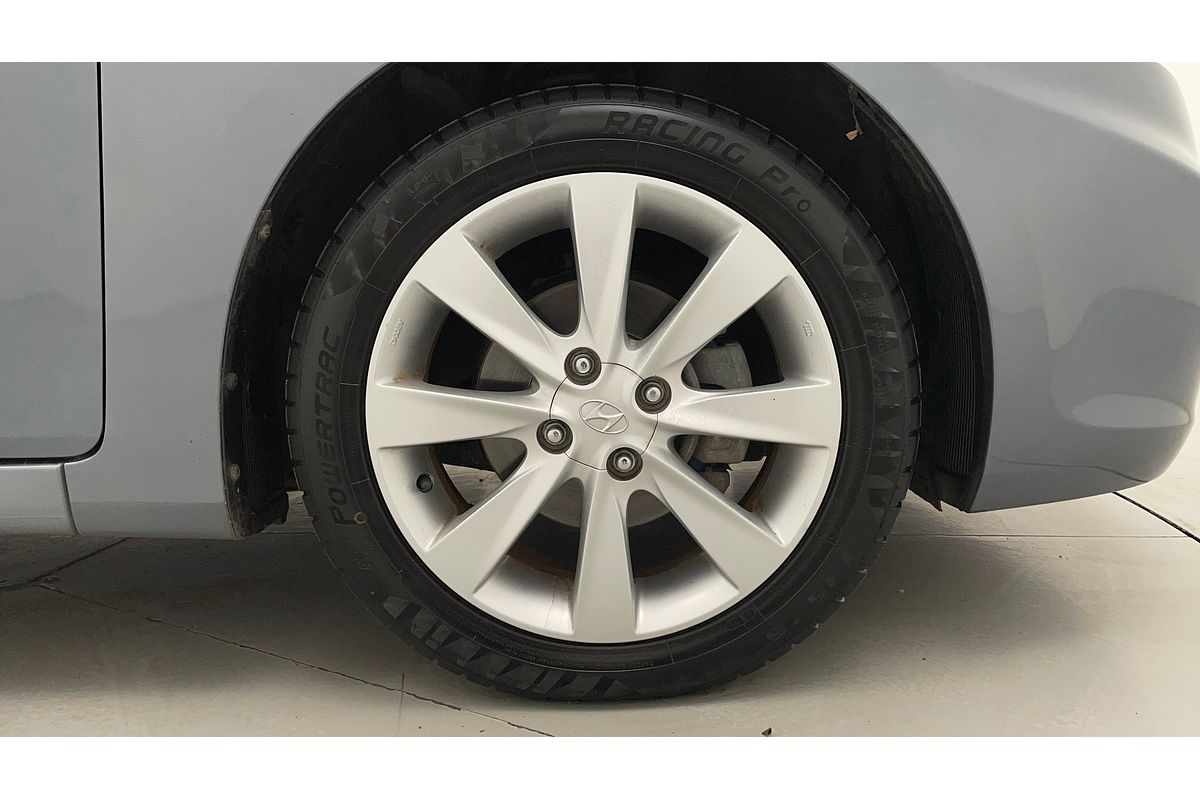2018 Hyundai Accent Sport RB6