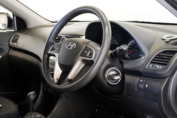 2015 Hyundai Accent Active RB3