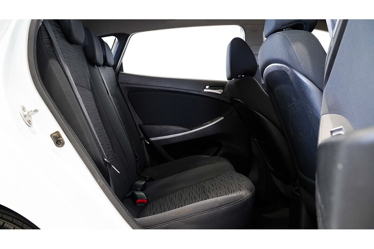 2015 Hyundai Accent Active RB3