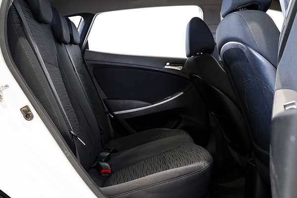 2015 Hyundai Accent Active RB3