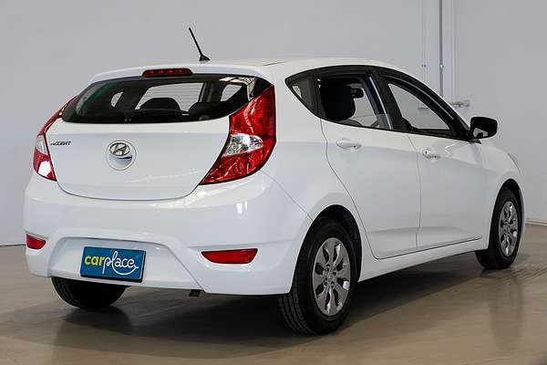 2015 Hyundai Accent Active RB3