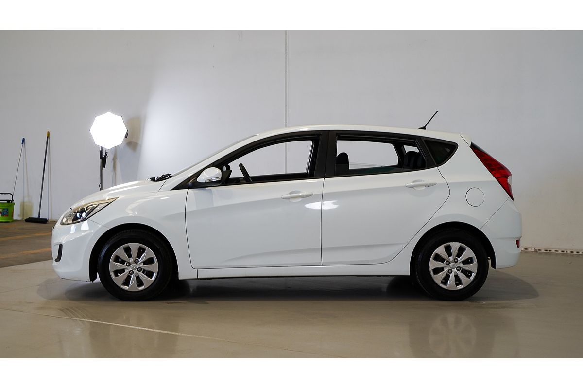 2015 Hyundai Accent Active RB3