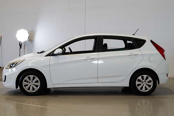 2015 Hyundai Accent Active RB3