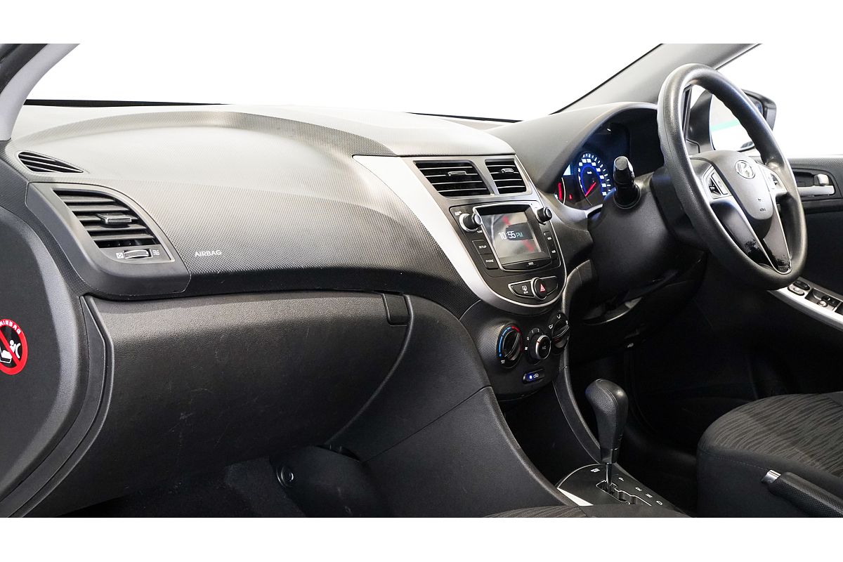2015 Hyundai Accent Active RB3