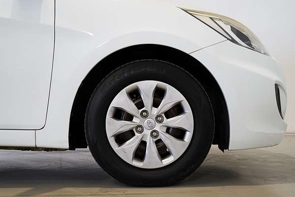 2015 Hyundai Accent Active RB3