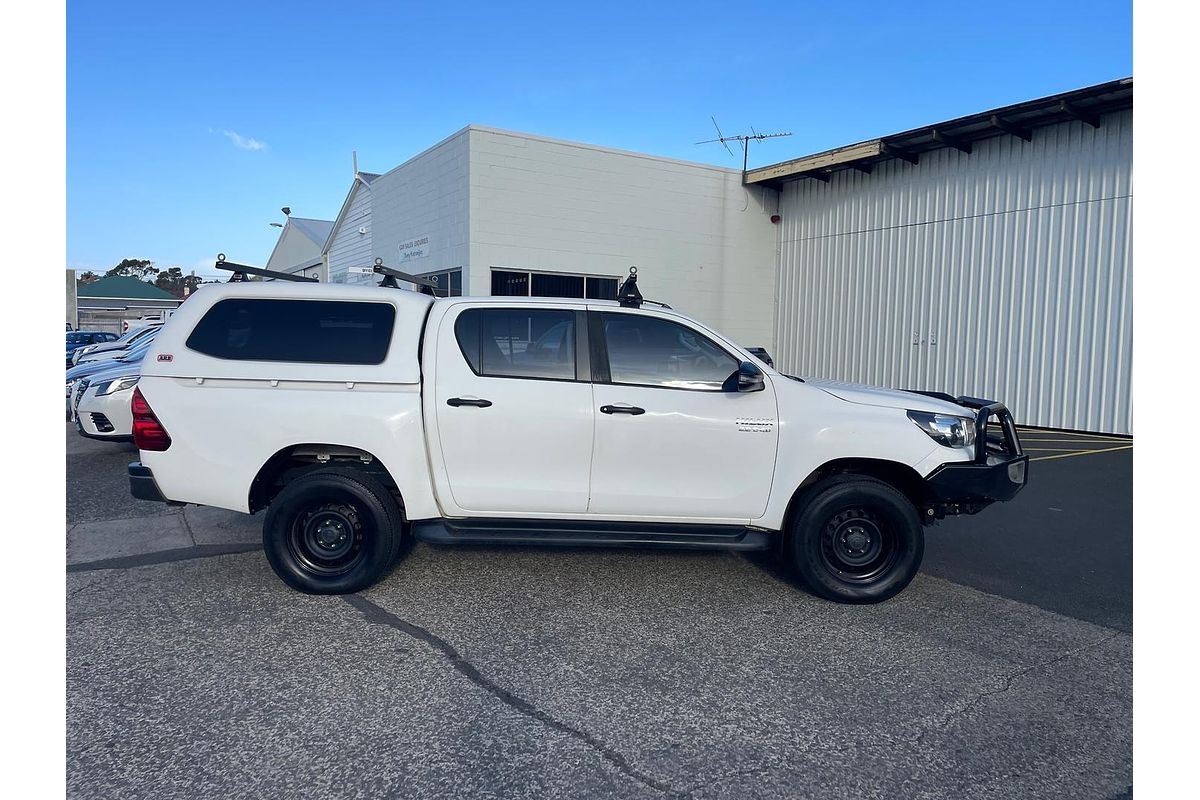 2018 Toyota Hilux SR GUN126R 4X4