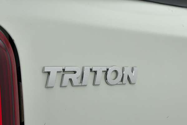 2019 Mitsubishi Triton GLX+ MR 4X4