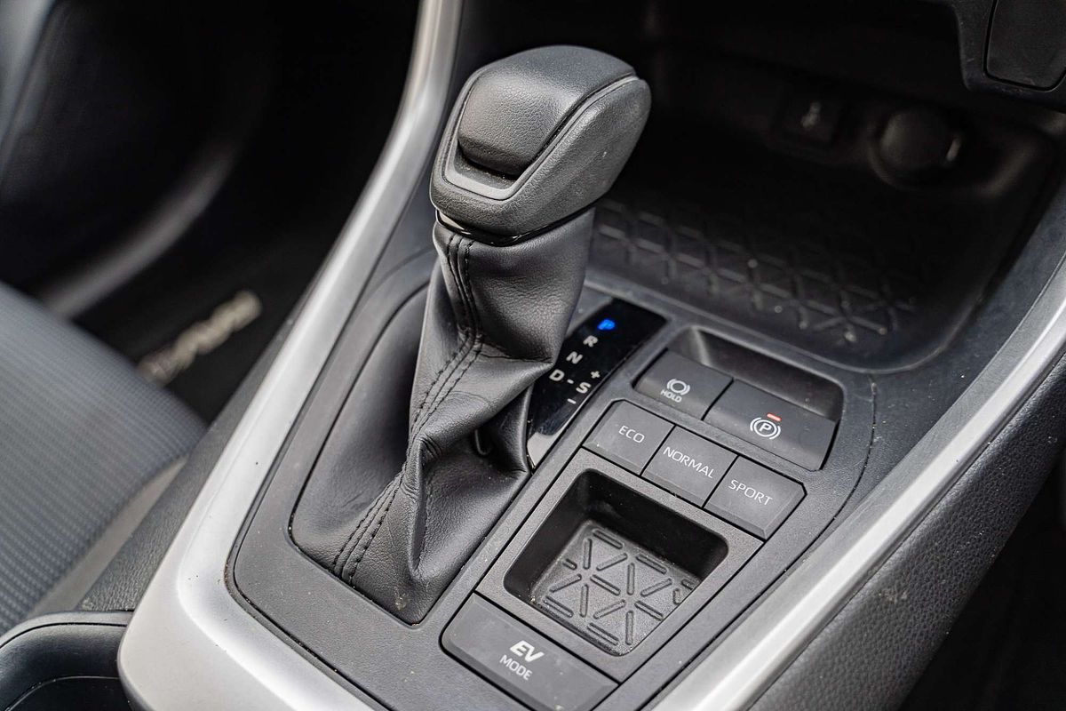 2021 Toyota RAV4 GX AXAH52R