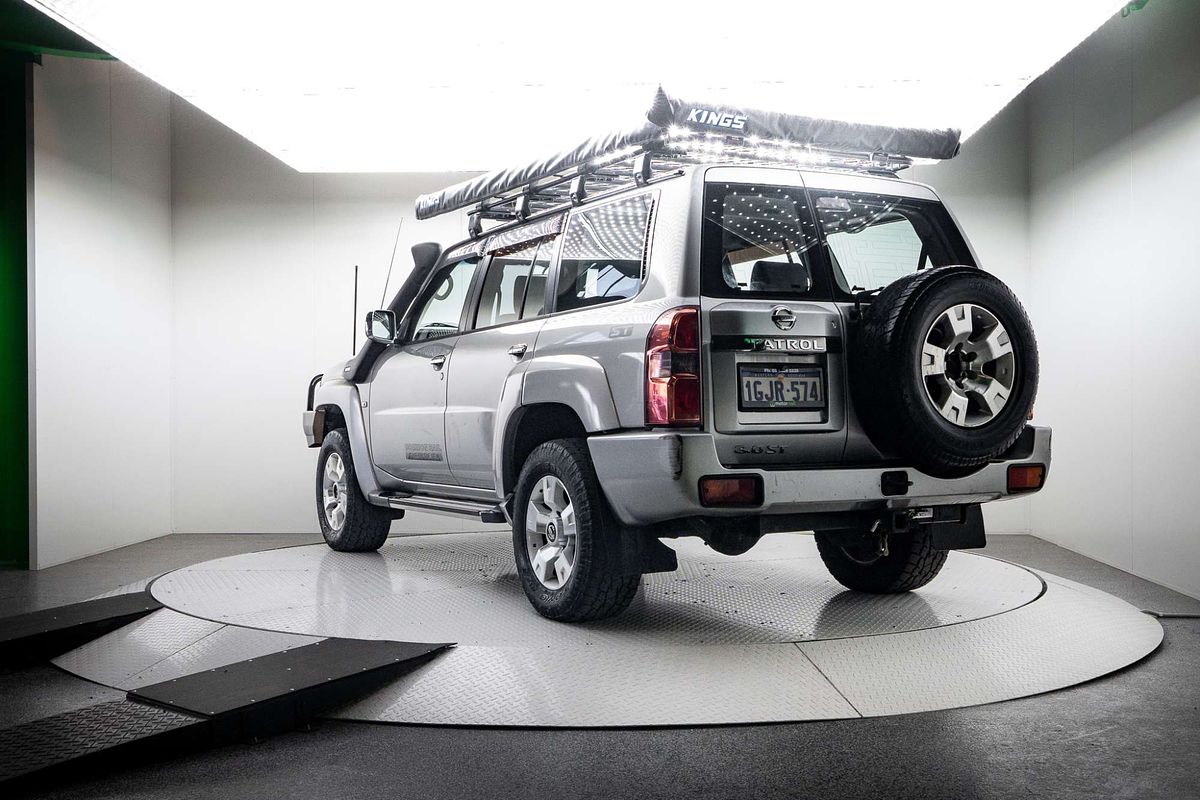 2011 Nissan Patrol ST GU 7
