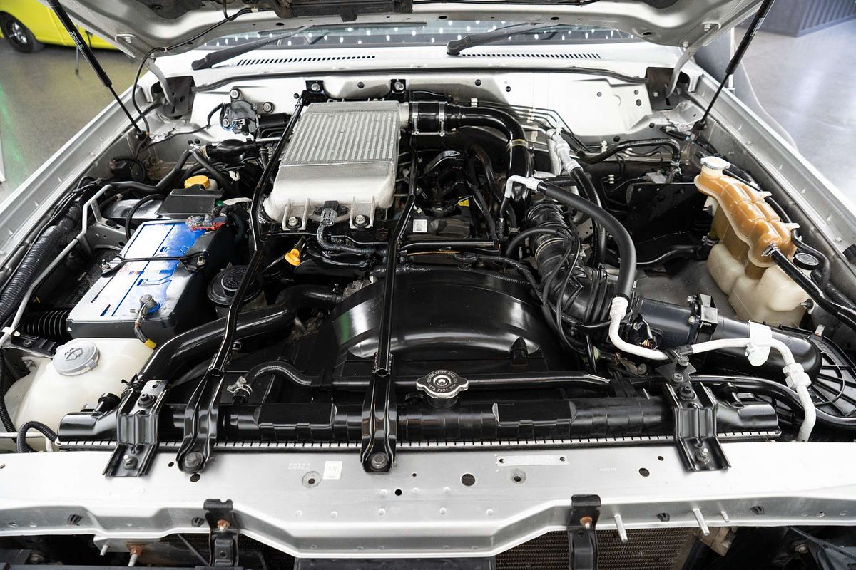 2011 Nissan Patrol ST GU 7