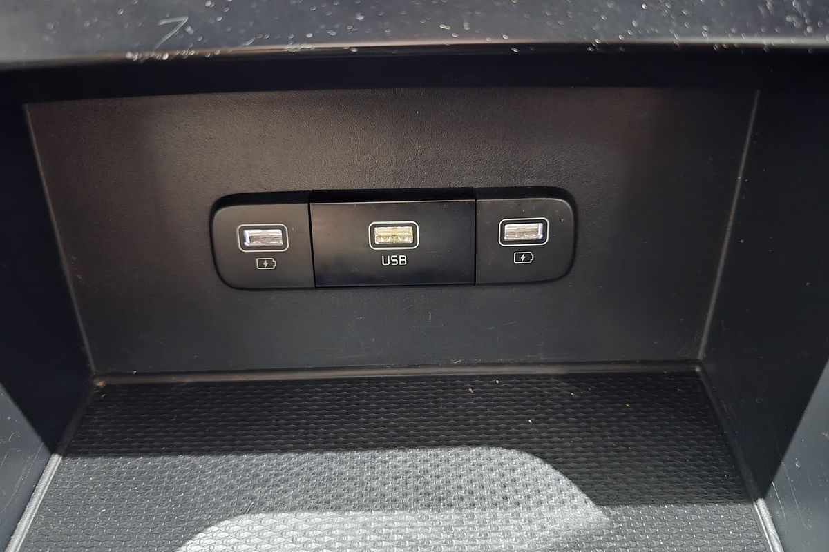 2022 Kia Carnival S KA4