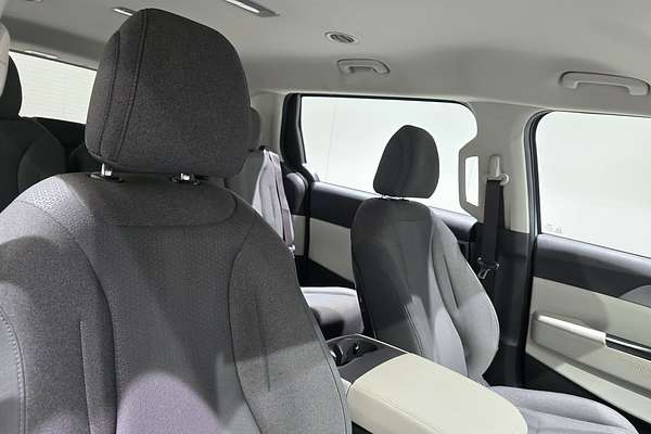 2022 Kia Carnival S KA4