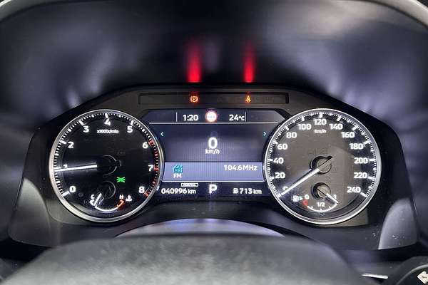 2023 Mitsubishi Outlander LS Black Edition ZM