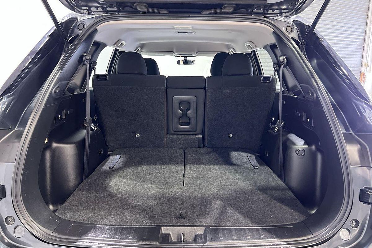 2023 Mitsubishi Outlander LS Black Edition ZM