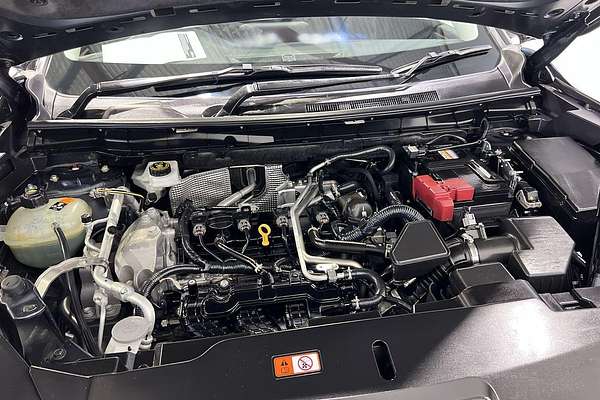 2023 Mitsubishi Outlander LS Black Edition ZM