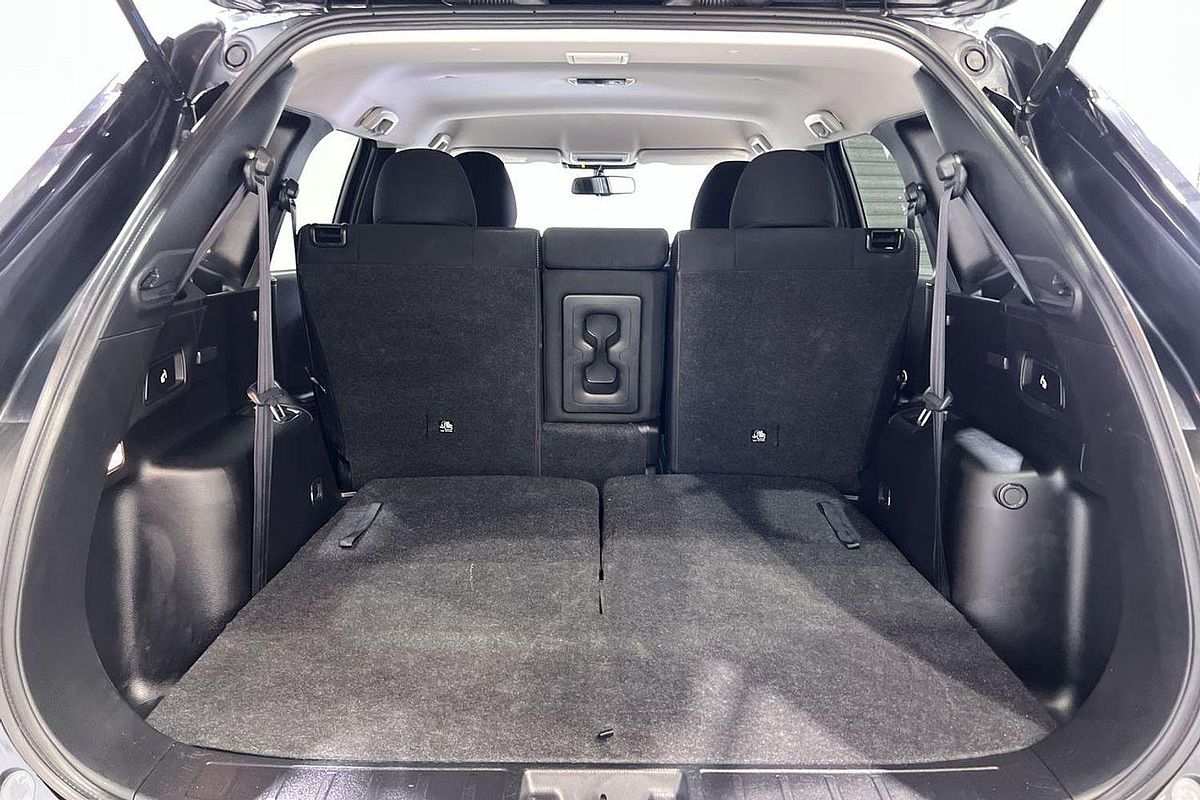 2023 Mitsubishi Outlander LS Black Edition ZM