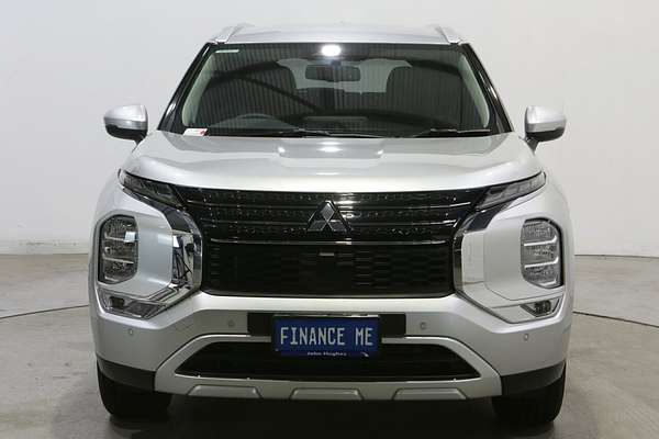 2024 Mitsubishi Outlander LS ZM