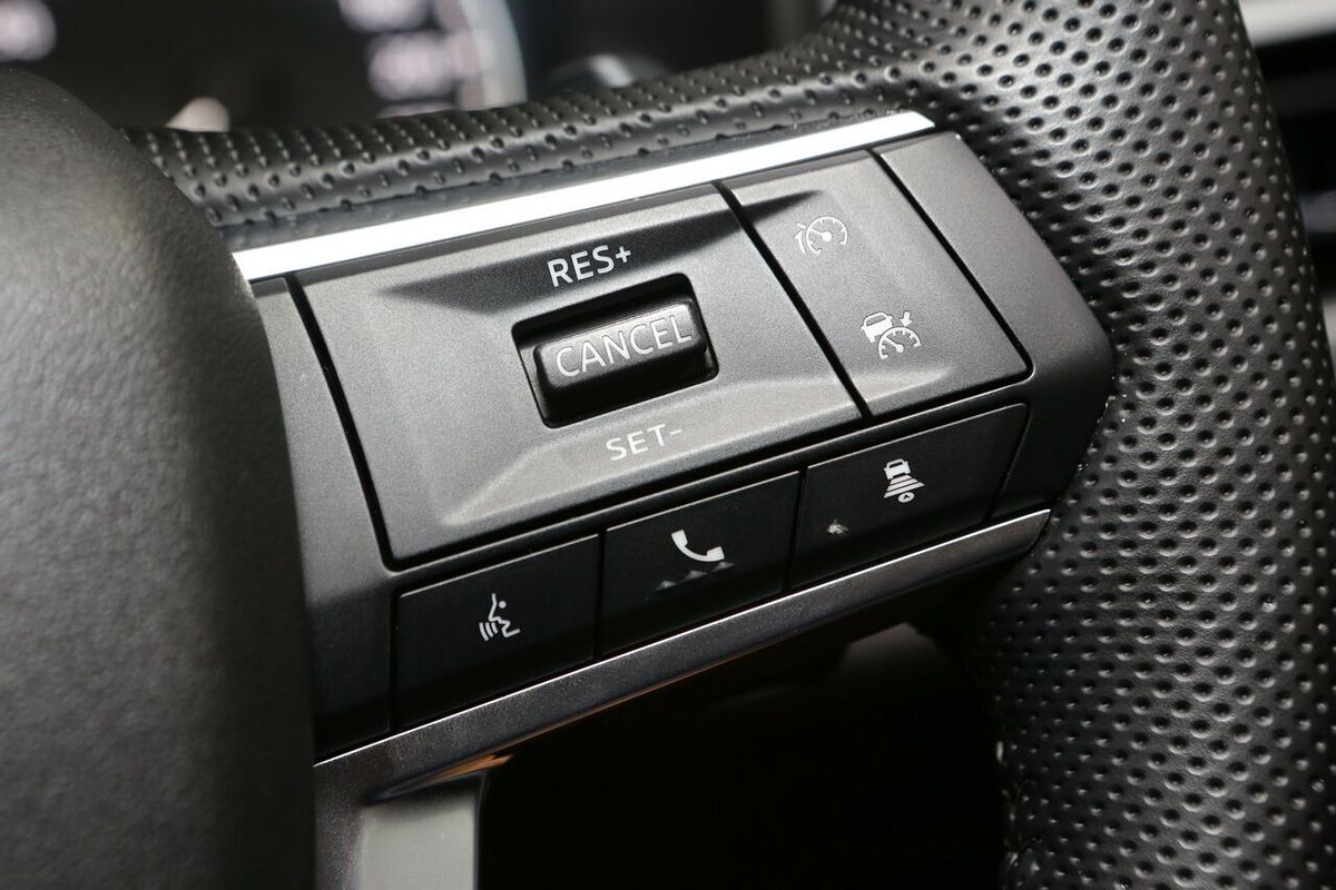 2024 Mitsubishi Outlander LS ZM