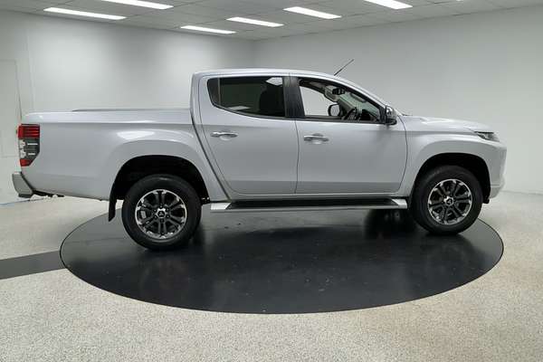 2020 Mitsubishi Triton GLS MR 4X4