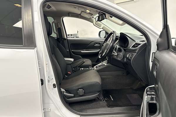 2020 Mitsubishi Triton GLS MR 4X4