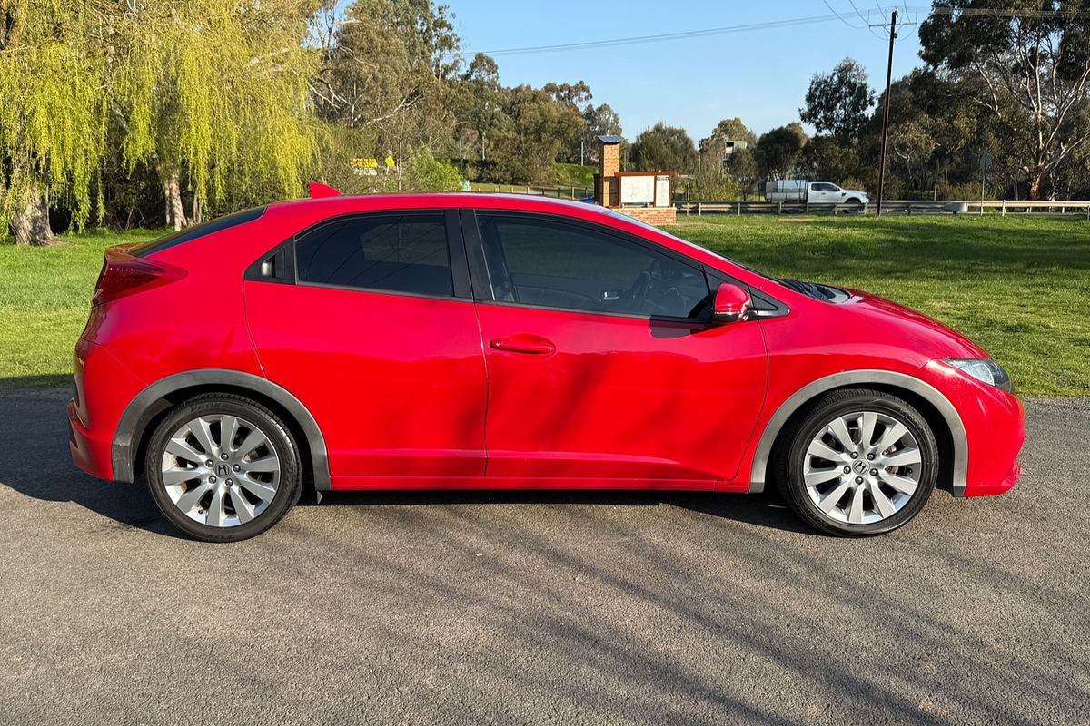 2012 Honda Civic VTi-L 9th Gen