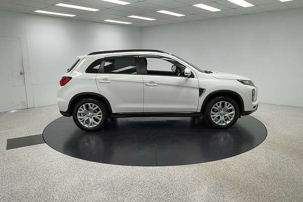 2023 Mitsubishi Eclipse Cross LS YB