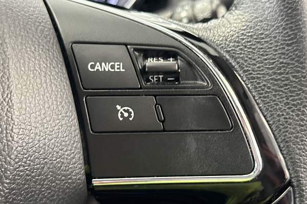 2023 Mitsubishi Eclipse Cross LS YB