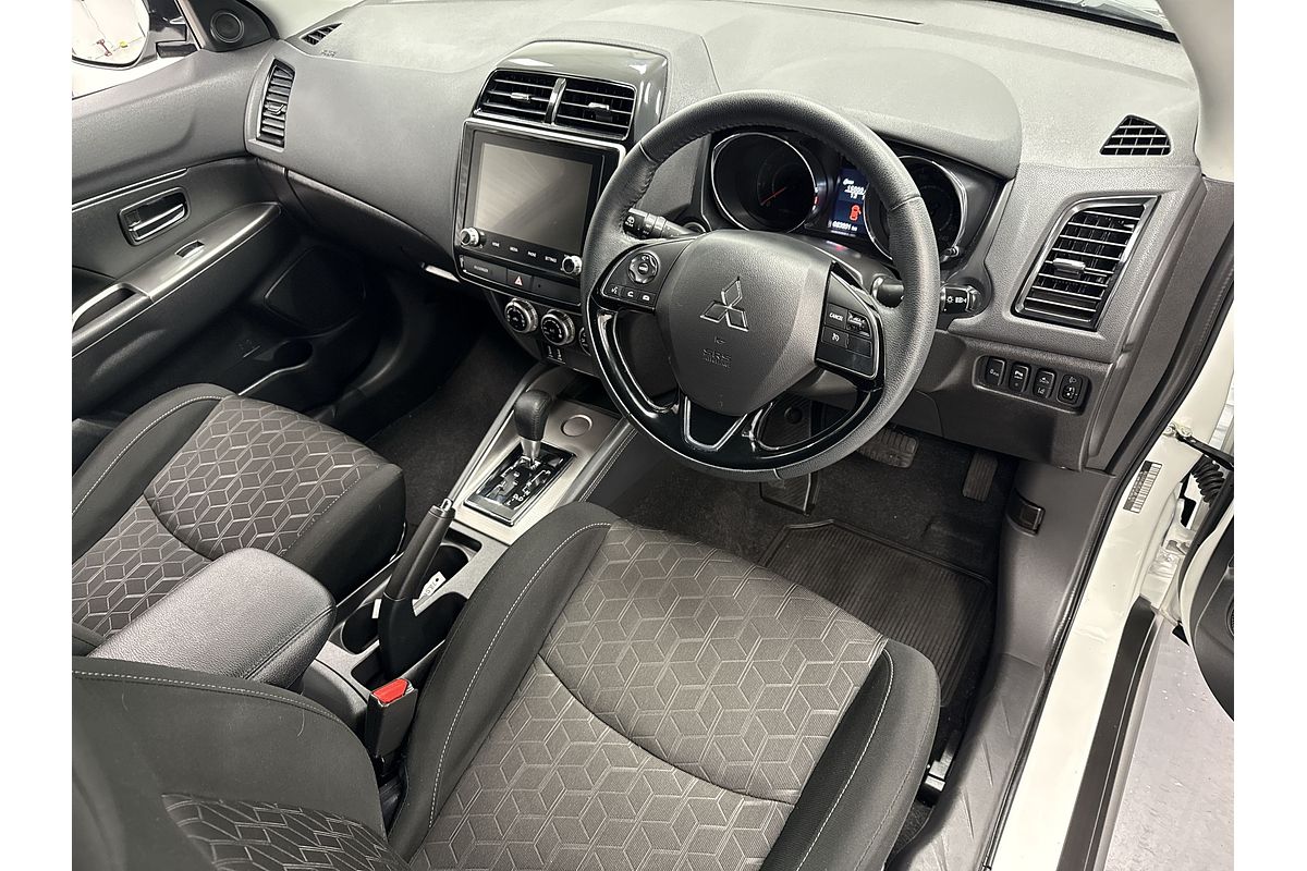 2023 Mitsubishi Eclipse Cross LS YB
