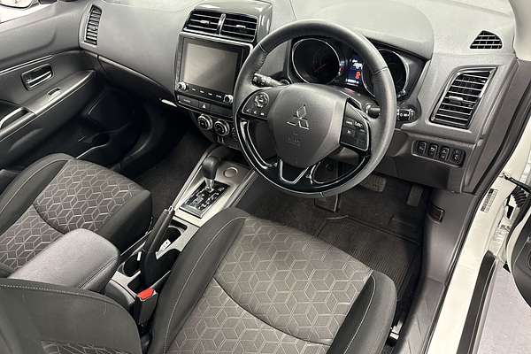 2023 Mitsubishi Eclipse Cross LS YB