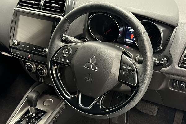 2023 Mitsubishi Eclipse Cross LS YB