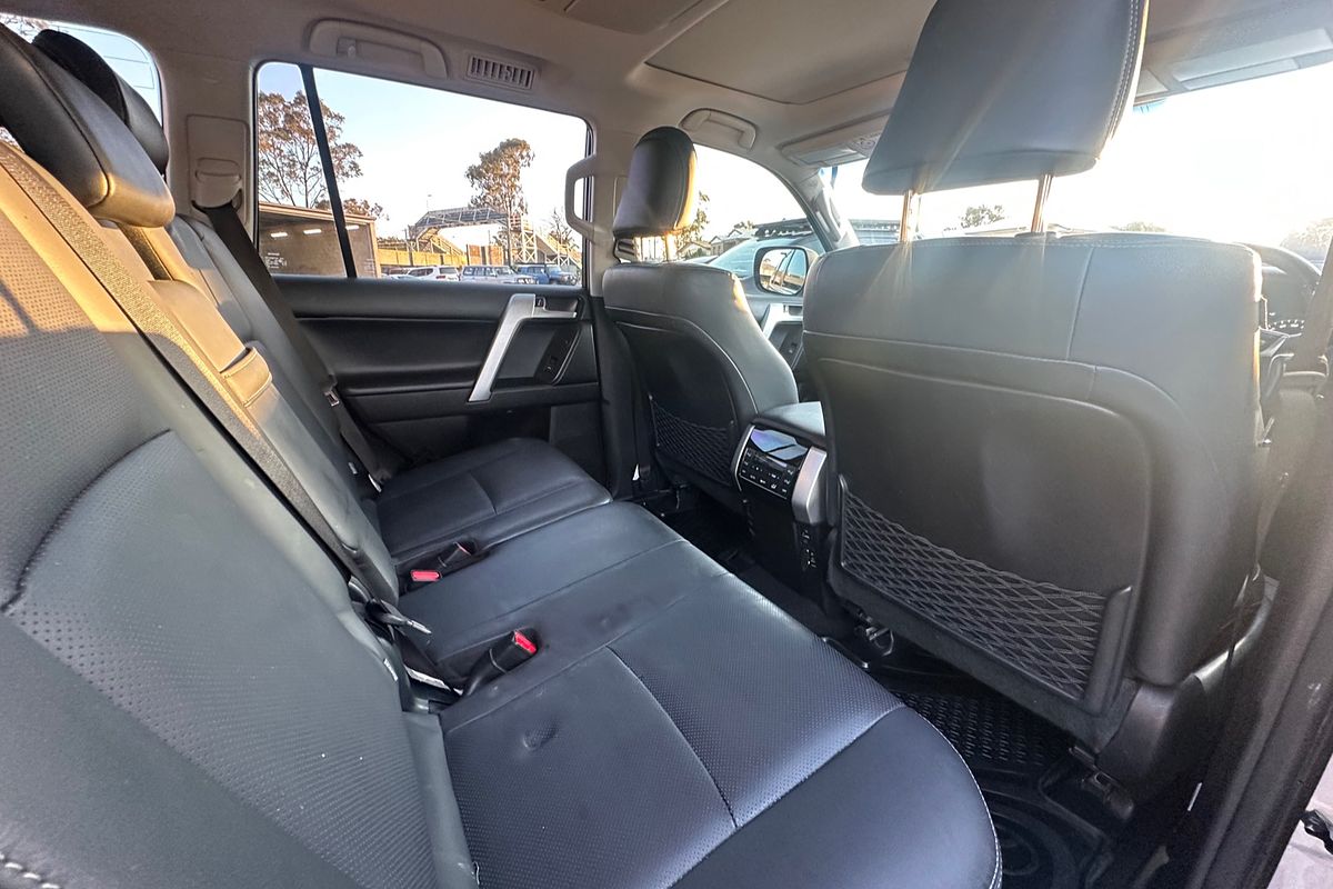 2019 Toyota Landcruiser Prado Kakadu GDJ150R