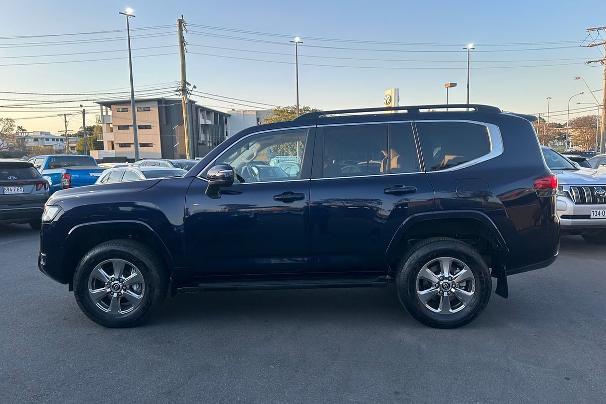2024 Toyota Landcruiser VX FJA300R