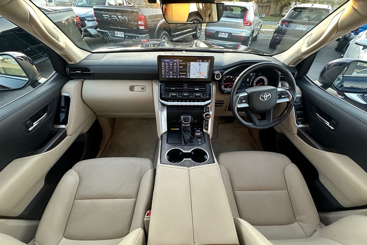 2024 Toyota Landcruiser VX FJA300R