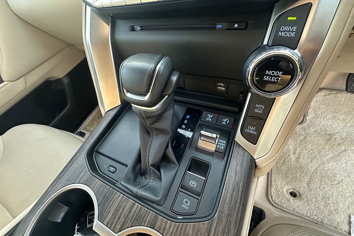 2024 Toyota Landcruiser VX FJA300R