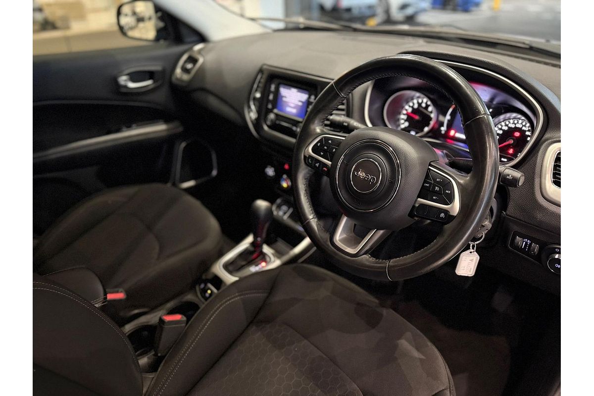 2018 Jeep Compass Sport M6