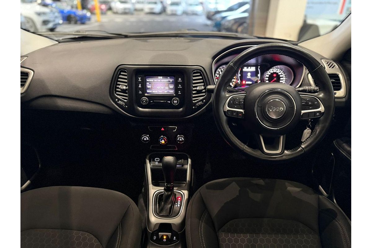 2018 Jeep Compass Sport M6